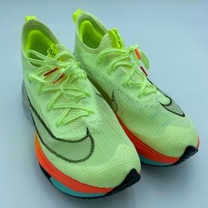 Nike Air Zoom Alphafly NEXT% Flyknit
Women's Road Racing Shoes. 10.5